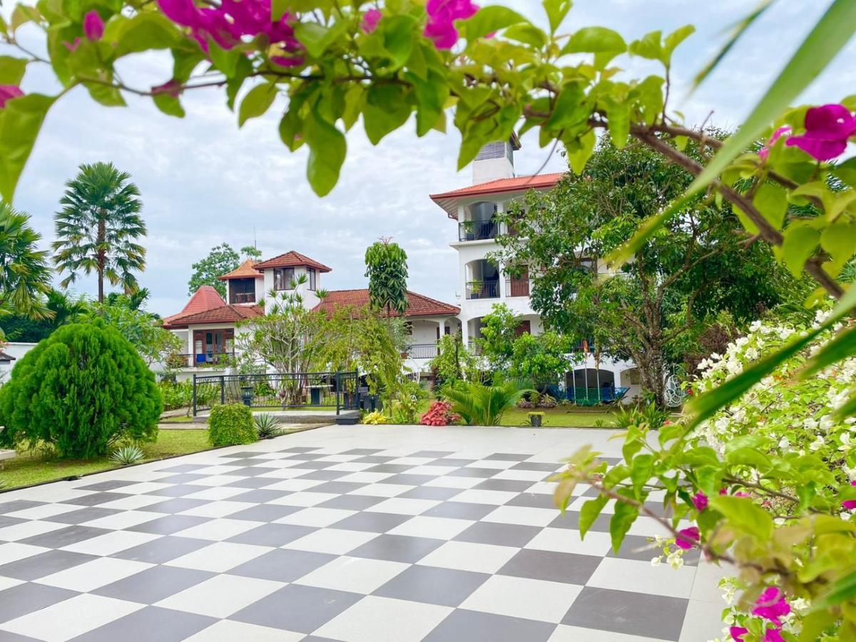 Elegant Hotel Kandy Exterior photo
