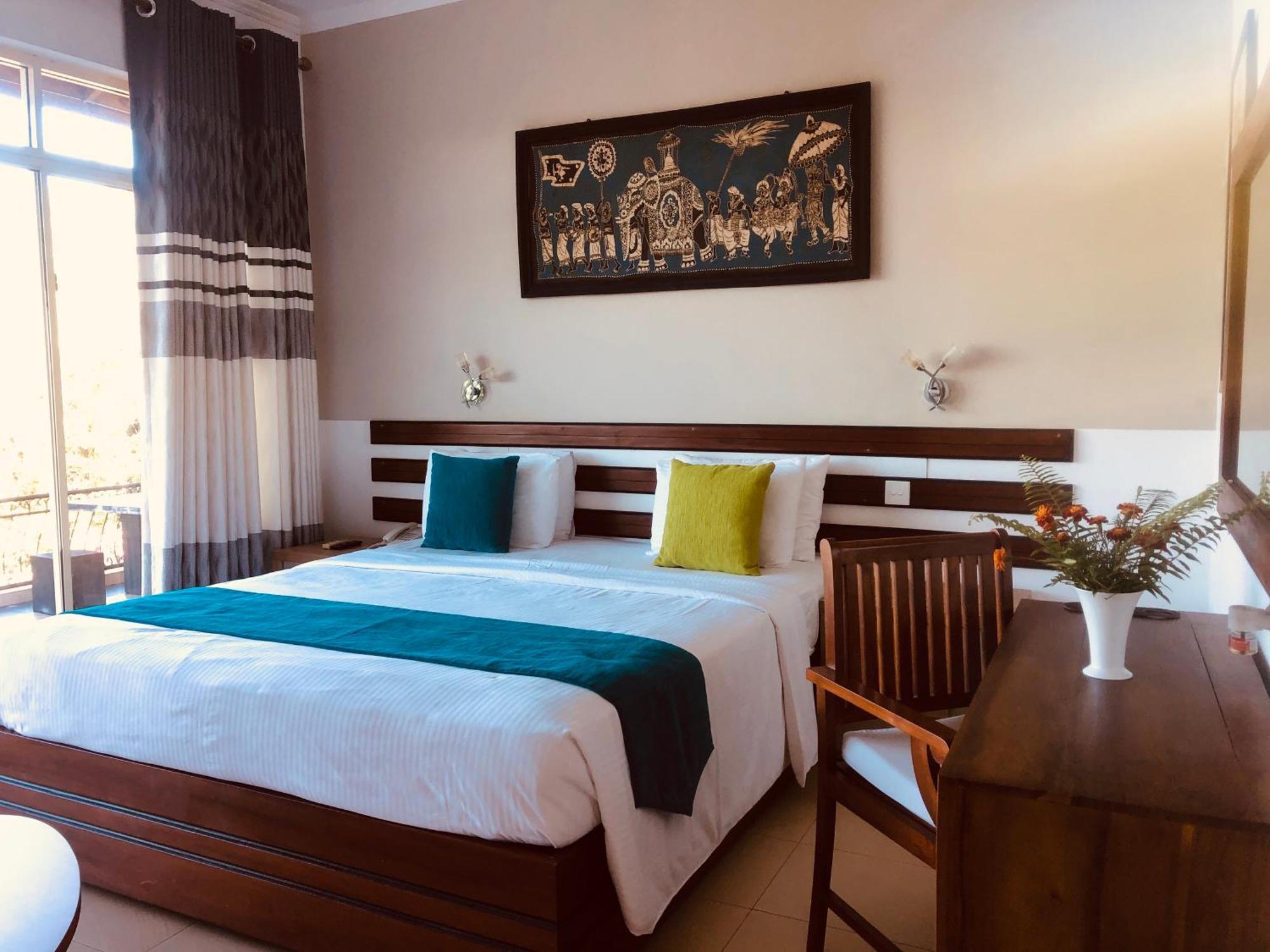 Elegant Hotel Kandy Exterior photo